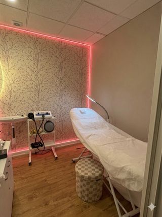 Se traspasa estética de belleza