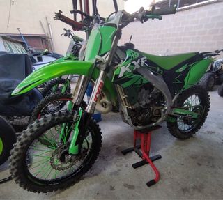 KXF 450 IMPECABLE TODO RECIÉN HECHO + EXTRAS