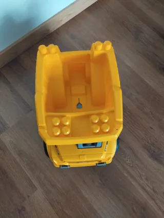 Camión de juguete CAT