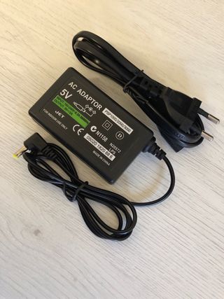 Cargador PSP como Nuevo