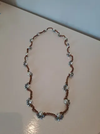 Collana perle e cristalli intrecciati