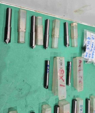 FRESAS DE METAL DURO ESPECIALES PARA HACER ASIENTO