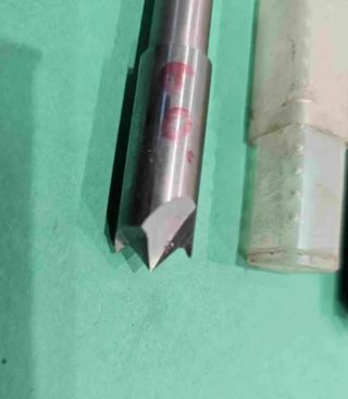 FRESAS DE METAL DURO ESPECIALES PARA HACER ASIENTO