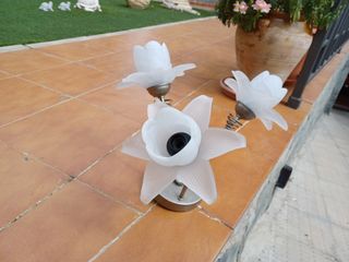 Lámpara techo 3 brazos flor nueva