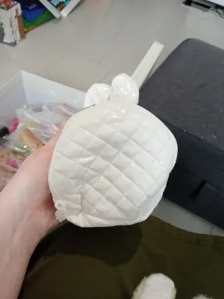 Na na na Surprise pochette coniglio bianco