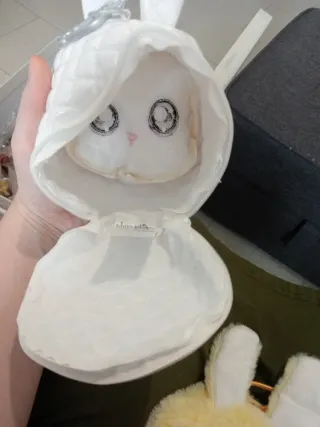 Na na na Surprise pochette coniglio bianco