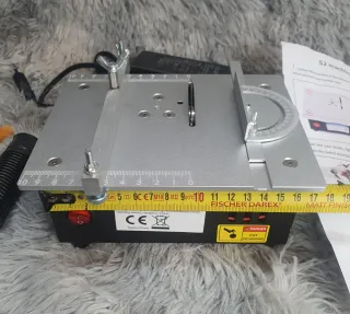 Mini sierra de mesa eléctrica / sierra modelismo