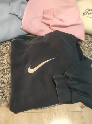 Sudadera Nike Negra y Rosa