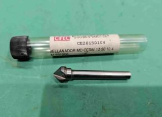 AVELLANADOR METAL DURO DE Ø 10.4mm 90o 1 DIENTE