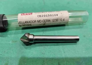 AVELLANADOR METAL DURO DE Ø 10.4mm 90o 1 DIENTE