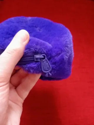 Na Na Na Surprise pochette coniglio viola peluche