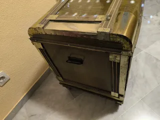 Baúl vintage madera y metal años 60