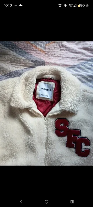 Chaqueta Bershka Beige Borreguito