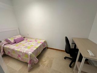 Piso en alquiler en Ciudad Jardín - Zoco en Córdoba