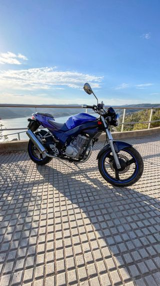 Daelim Roadwin 125cc Moto Manual
