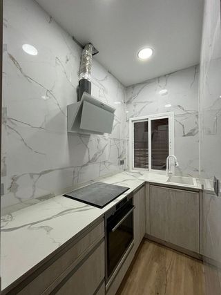 Chalet en venta en Carmona