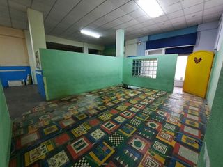 Local comercial en venta en Petrer