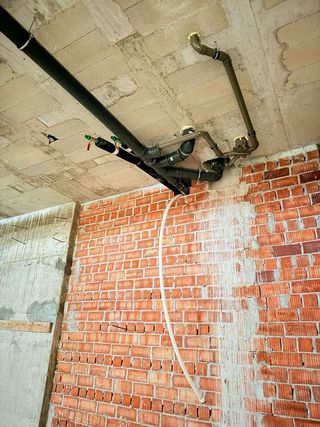 Local comercial en venta en Puerto - Plaza de Toros en Estepona