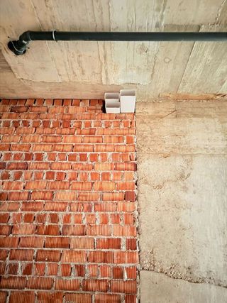 Local comercial en venta en Puerto - Plaza de Toros en Estepona