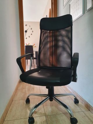 Silla de oficina giratoria