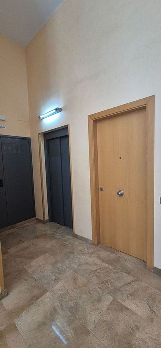 Local comercial en venta en La Plana en Esplugues de Llobregat