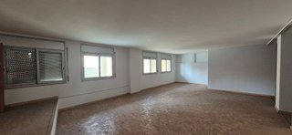 Local comercial en venta en La Plana en Esplugues de Llobregat