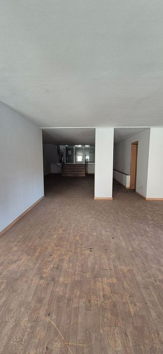 Local comercial en venta en La Plana en Esplugues de Llobregat