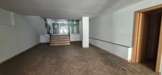 Local comercial en venta en La Plana en Esplugues de Llobregat