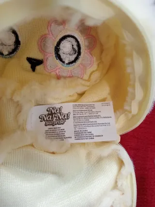 Na Na Na Surprise pochette coniglio giallo peluche