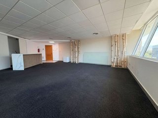 Oficina en venta en Puerto Banús en Marbella