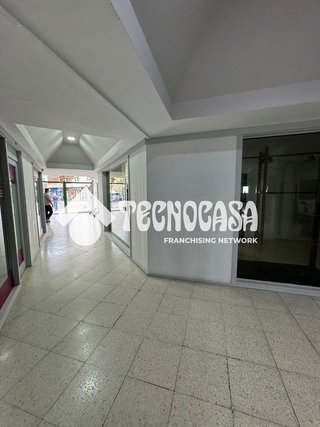 Local comercial en venta en Centro - La Vega Alta en Arrecife