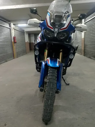 Honda Africa Twin DCT 8700 euros  negociables