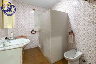 Piso en venta en Zona Avenida al Vedat en Torrent