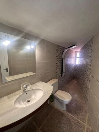 Edificio en venta en Granadilla de Abona ciudad en Granadilla de Abona