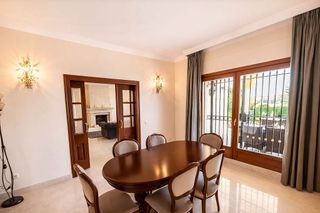 Chalet en alquiler en Elviria en Marbella