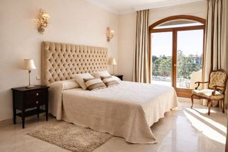 Chalet en alquiler en Elviria en Marbella