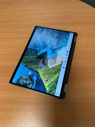 Dell Latitude 7440 2 en 1 i7/16GB/512GB Portugues