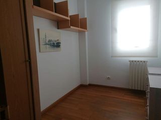 Piso en alquiler en Paseo Sagasta en Zaragoza