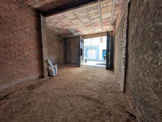 Local comercial en venta en Centro en Alcanar