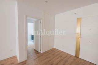 Piso en alquiler en Castillejos en Madrid