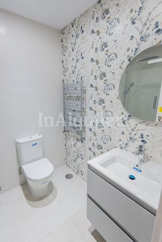 Piso en alquiler en Castillejos en Madrid