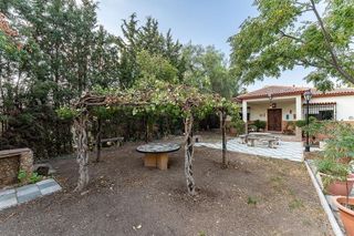 Chalet en venta en Zona de la Vega en Antequera