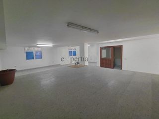 Local comercial en venta en Boiro