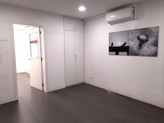 Local comercial en alquiler en Centre en Prat de Llobregat, El