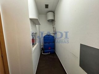 Local comercial en venta en Valdepeñas