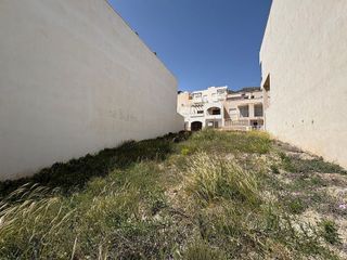 Terreno en venta en Carboneras