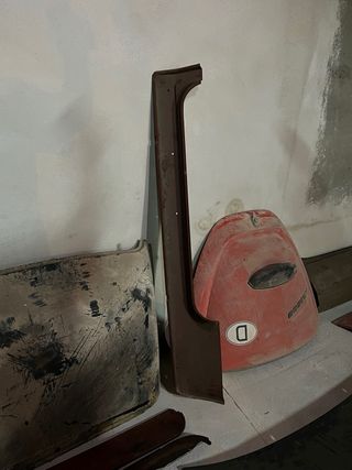 Piezas coche clásico