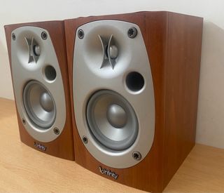 Altavoces Infinity Beta HCS Satélite