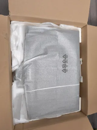 TV/Monitor Samsung (HDMI, mando y caja originales)