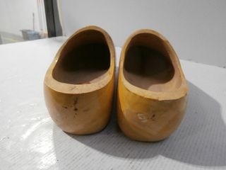 Zuecos de madera VIZU talla 35